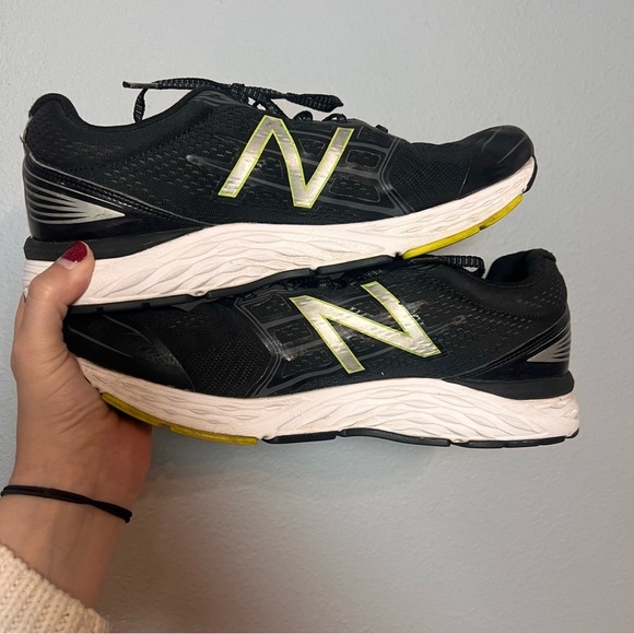 New Balance 680 V5 Athletic Shoes Mens Size 12 Black Running Lace Up Low Top main image 5